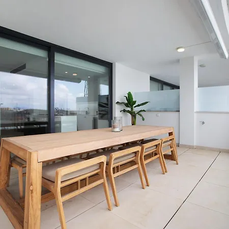 Luxury In Higueron West *