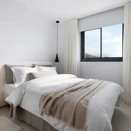 Luxury In Higueron West Apartment *