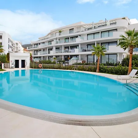 Luxury In Higueron West Fuengirola