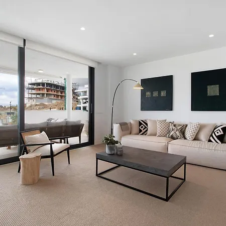 Luxury In Higueron West